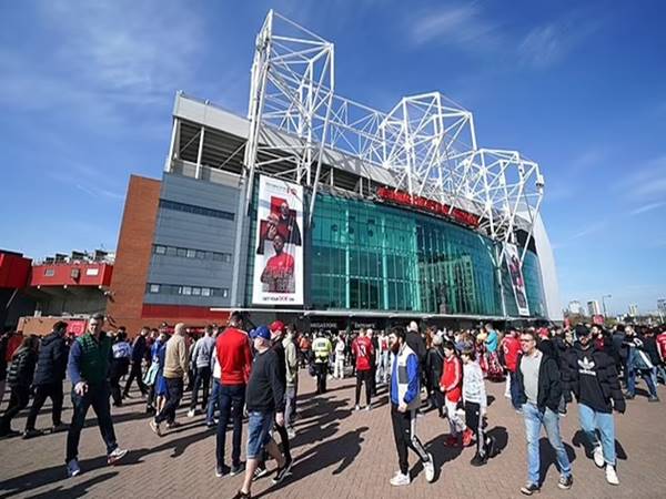 Tin bóng đá 14/9: Tình tiết mới vụ Man Utd đổi chủ