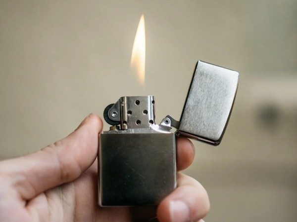 Chiêm bao thấy bật lửa là điềm gì hung hay cát?