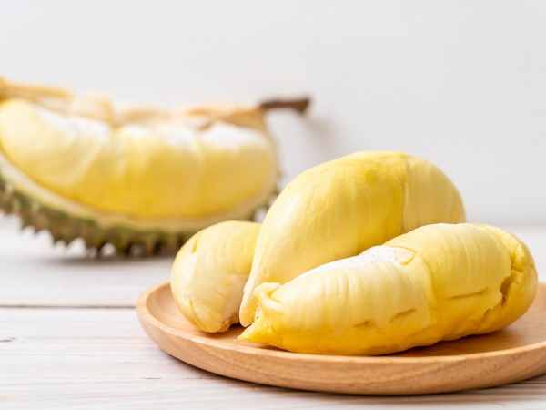 Mơ thấy ăn quá nhiều sầu riêng