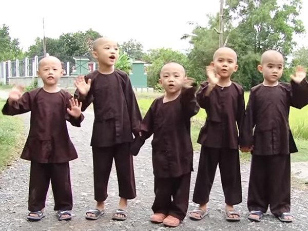 Ngủ mơ thấy chú tiểu có phải dấu hiệu của tích cực?