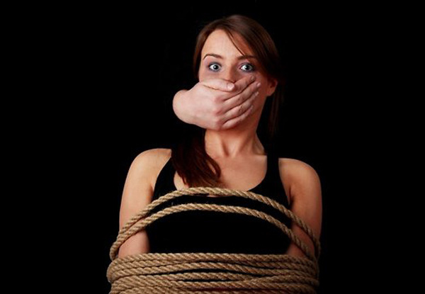 Nằm mơ thấy người yêu hoặc vợ/chồng bị bắt cóc