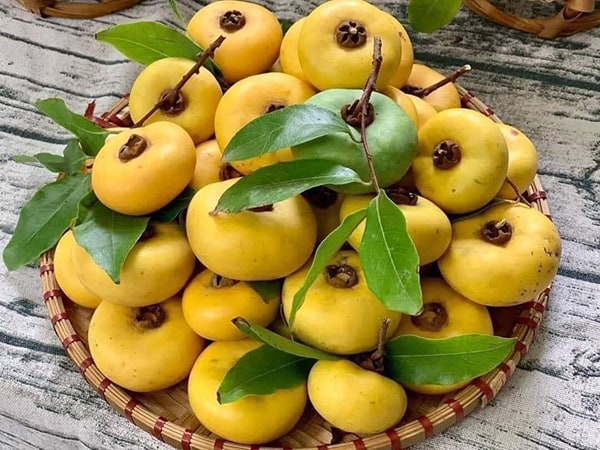 Mơ thấy có người tặng quả thị