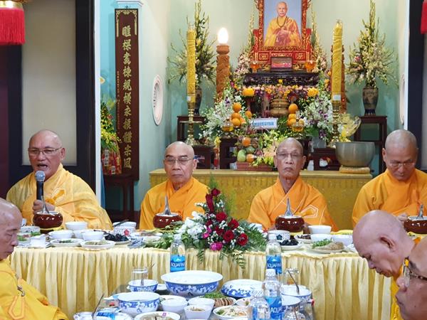 Giấc mơ thấy thầy chùa có ý nghĩa gì con số gì phát tài