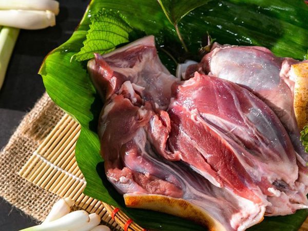 Ngủ mơ thấy thịt dê mang tầng ý nghĩa như nào?