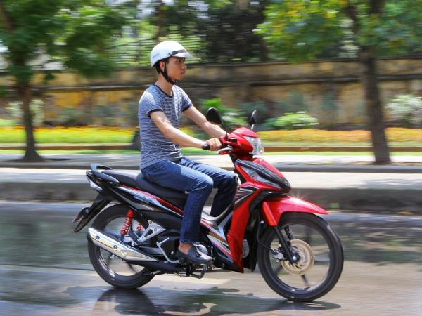 Giải mã hiện tượng chiêm bao thấy đi xe máy dựa trên cơ sở khoa học