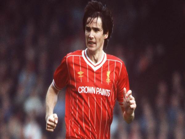 Các hậu vệ Liverpool huyền thoại từng thống trị châu Âu